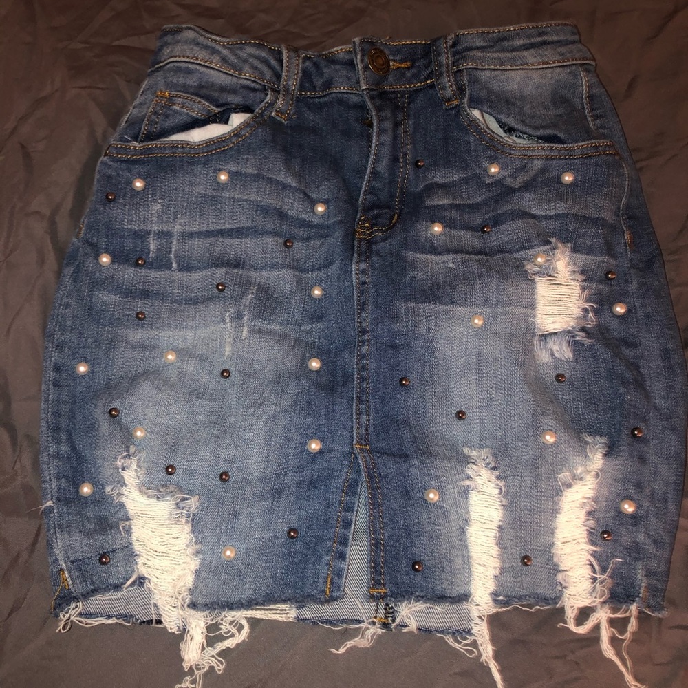Skirt with Pearls